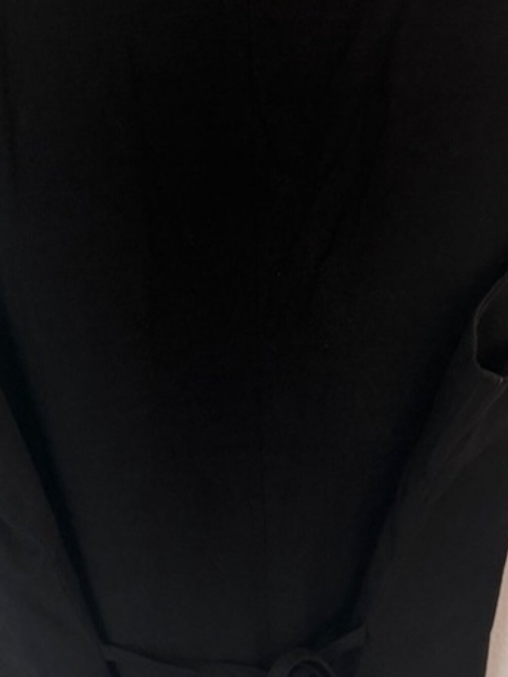 Black Lace-Up Crop Vest - Picture 2 of 2